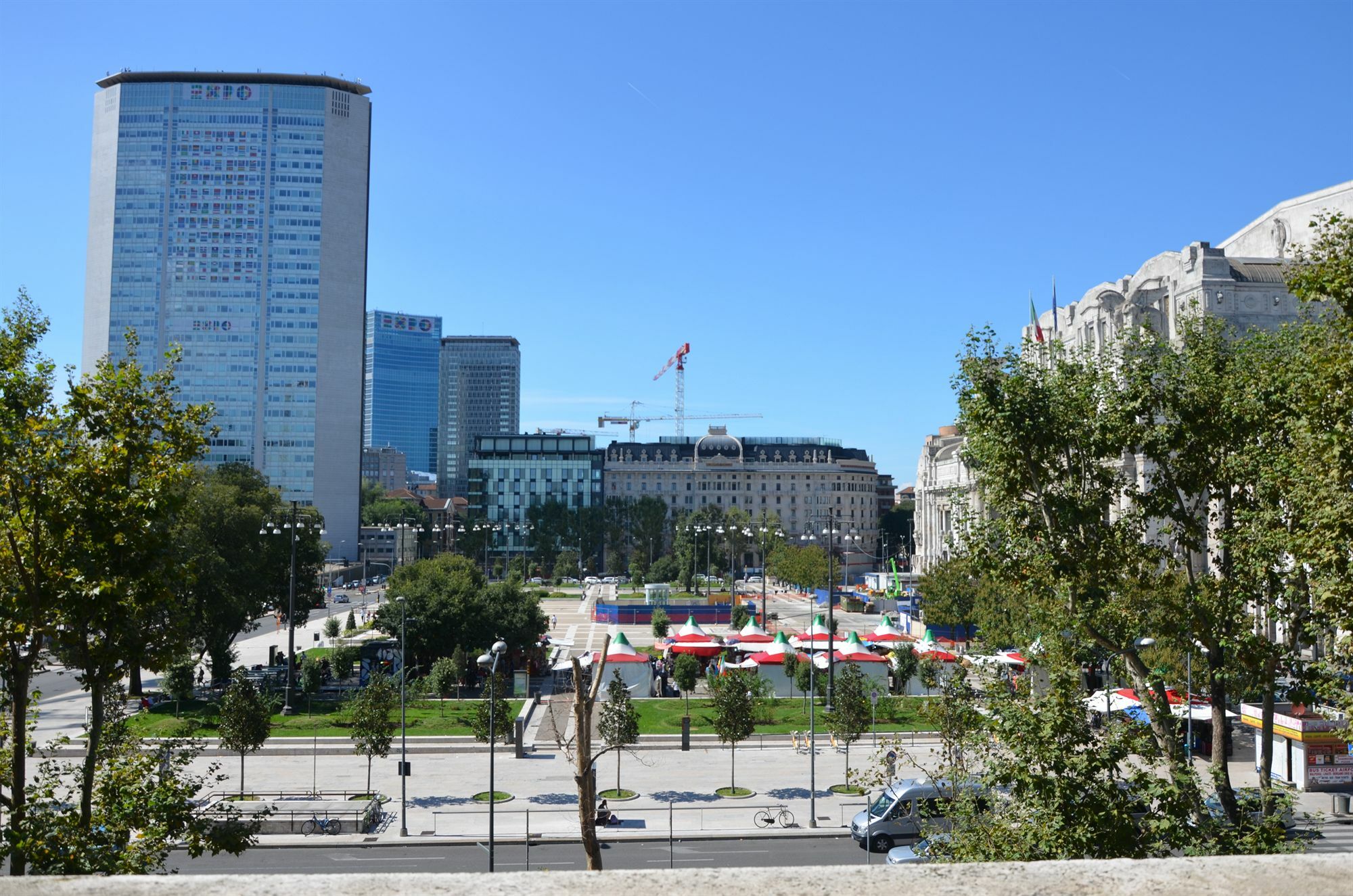 Il Giramondo Milano Exteriör bild
